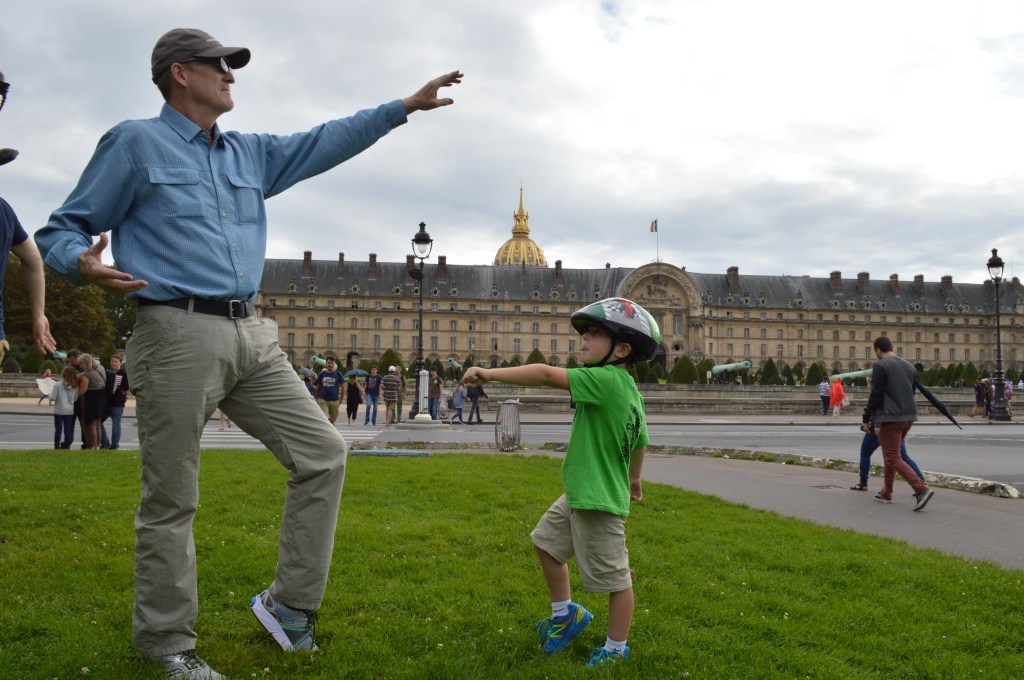 Den and Raleigh posing in paris